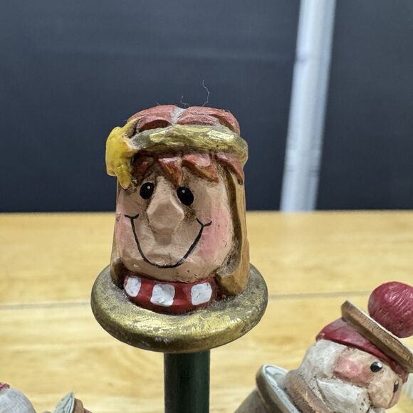 Eddie Walker Life's Little Gifts Sewing Spools Christmas Tree Folk Art Country - Picture 15 of 15